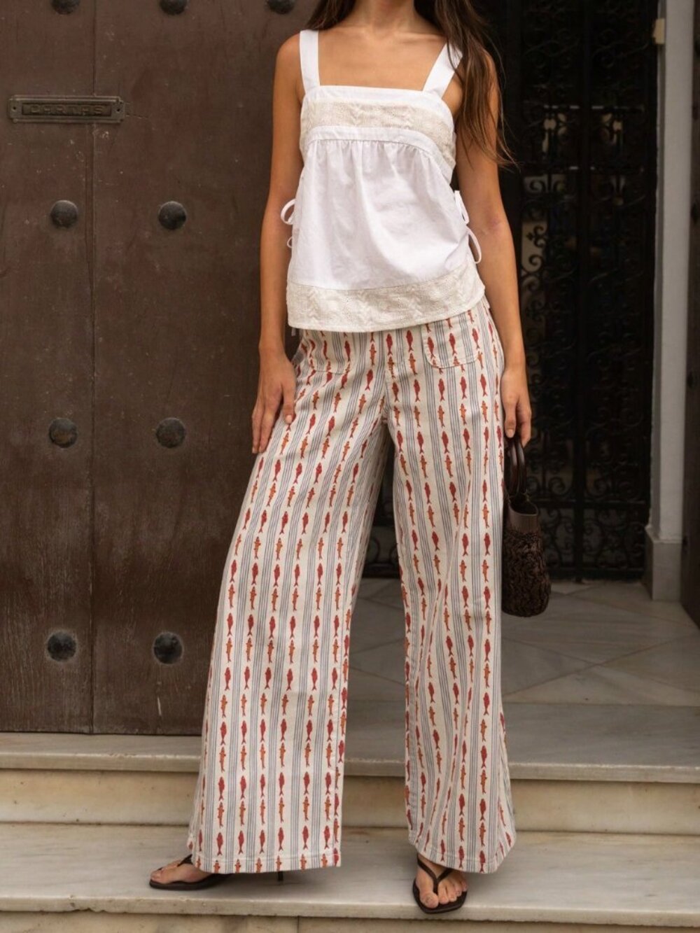 Apricot Casual Women's Striped Wide-Leg Mid-Rise Pants